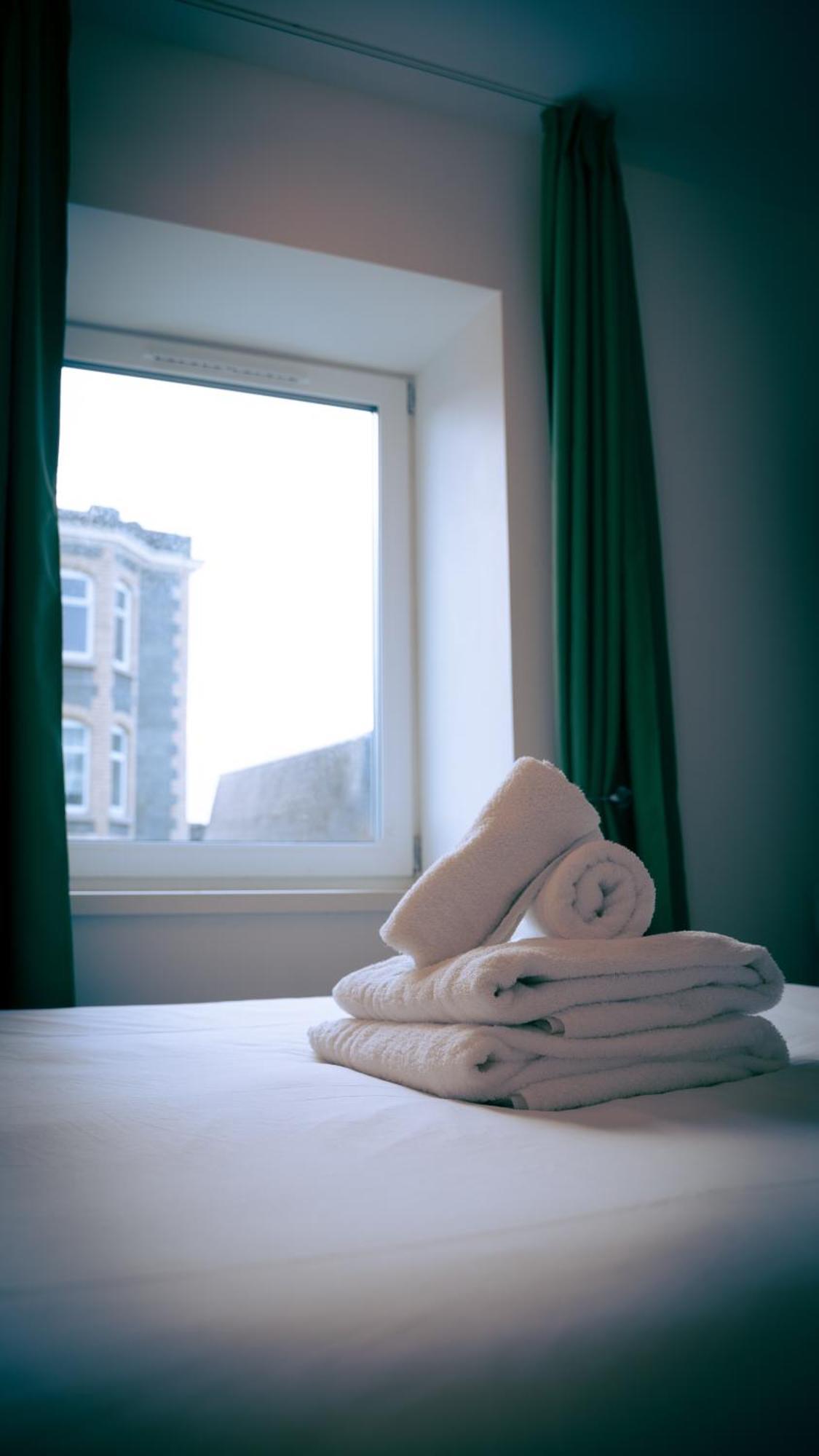 Oyo Newquay Beach Hotel Экстерьер фото