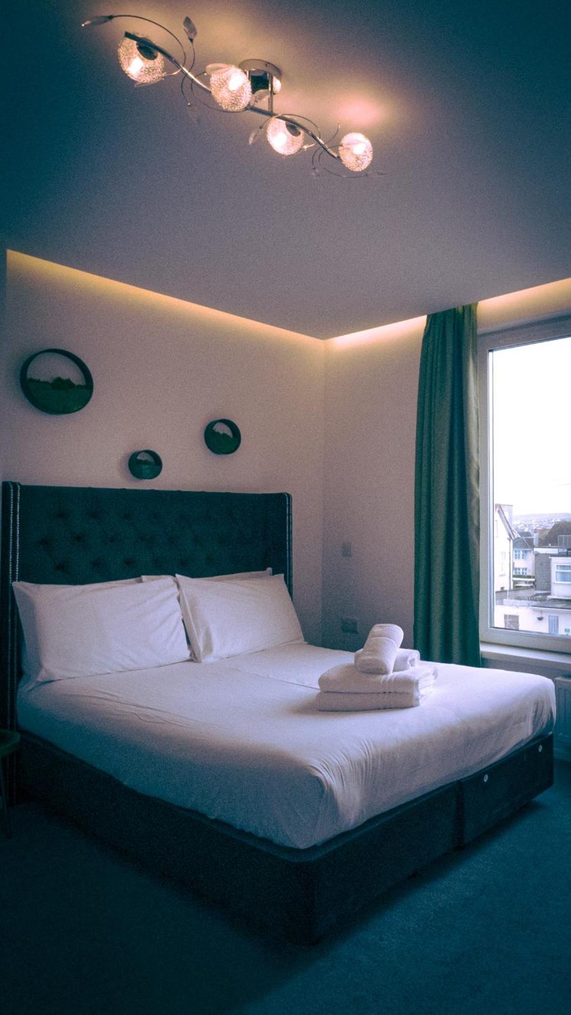 Oyo Newquay Beach Hotel Экстерьер фото